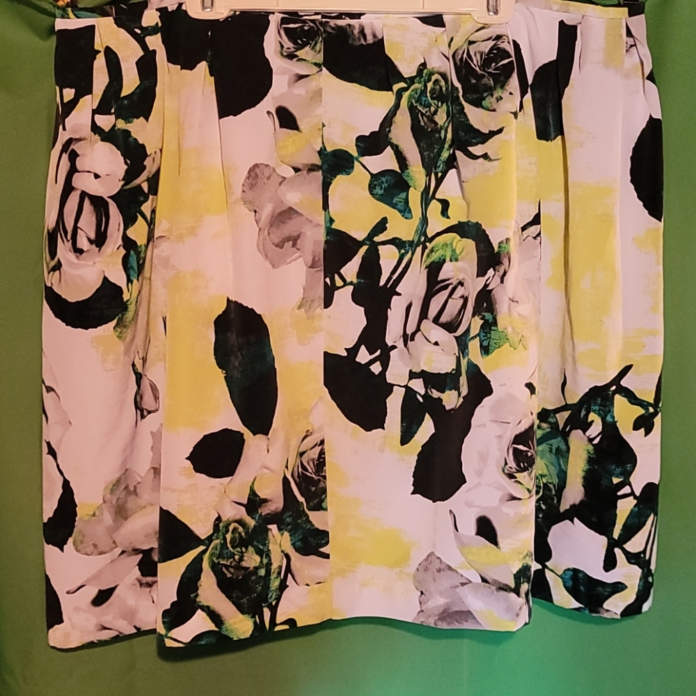 Worthington Flirty plus size skirt